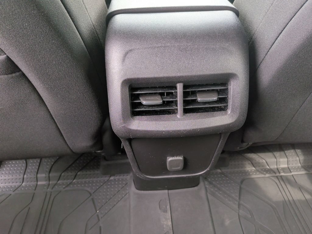 Used 2018 Chevrolet Equinox LT w/ LPO, Floor Liner Package AWD/4WD image 14