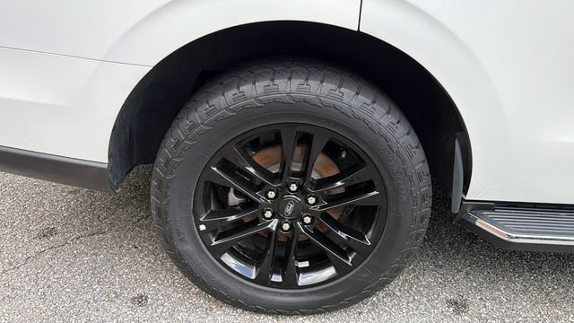 Certified 2023 Ford Expedition XLT RWD image 21