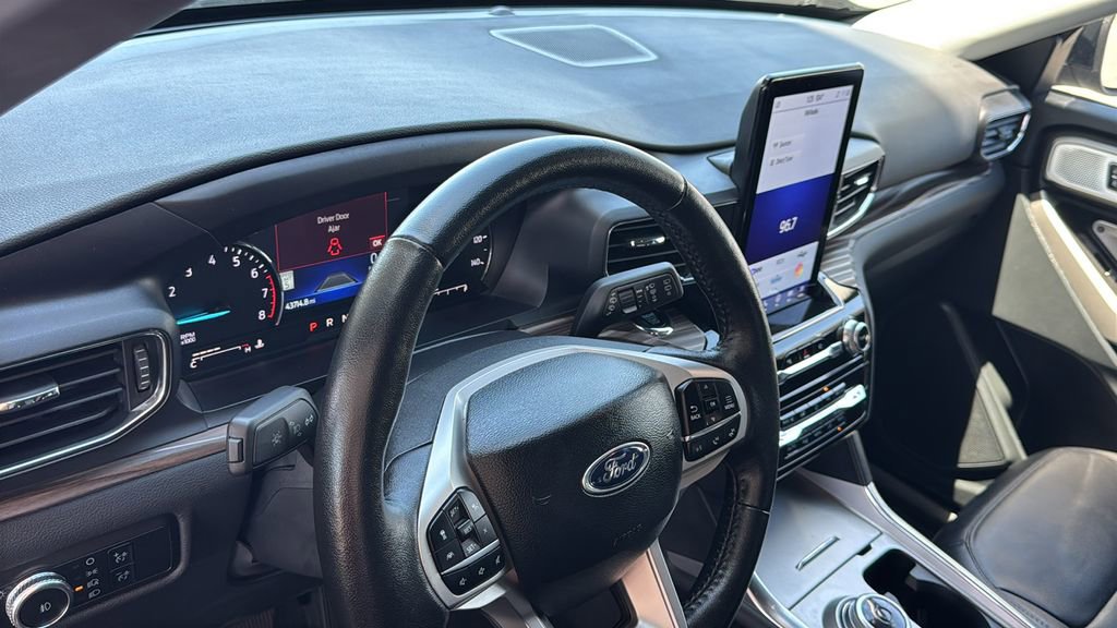Certified 2023 Ford Explorer Limited w/ Limited Technology Package RWD image 21