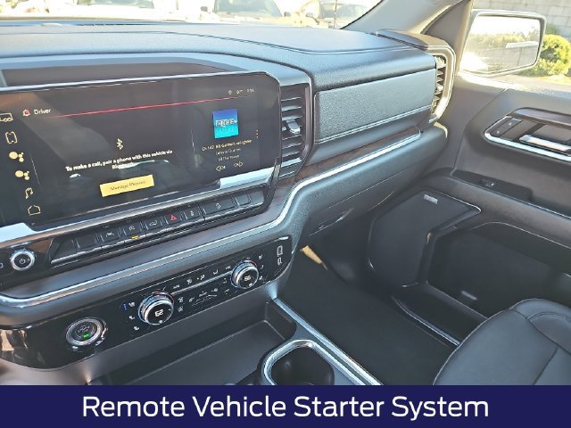 Used 2023 GMC Sierra 1500 SLT w/ SLT Premium Package AWD/4WD image 24