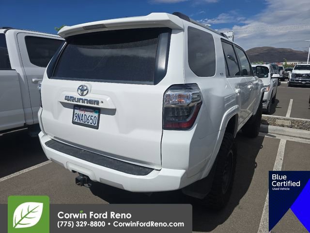 Used 2019 Toyota 4Runner SR5 AWD/4WD image 9