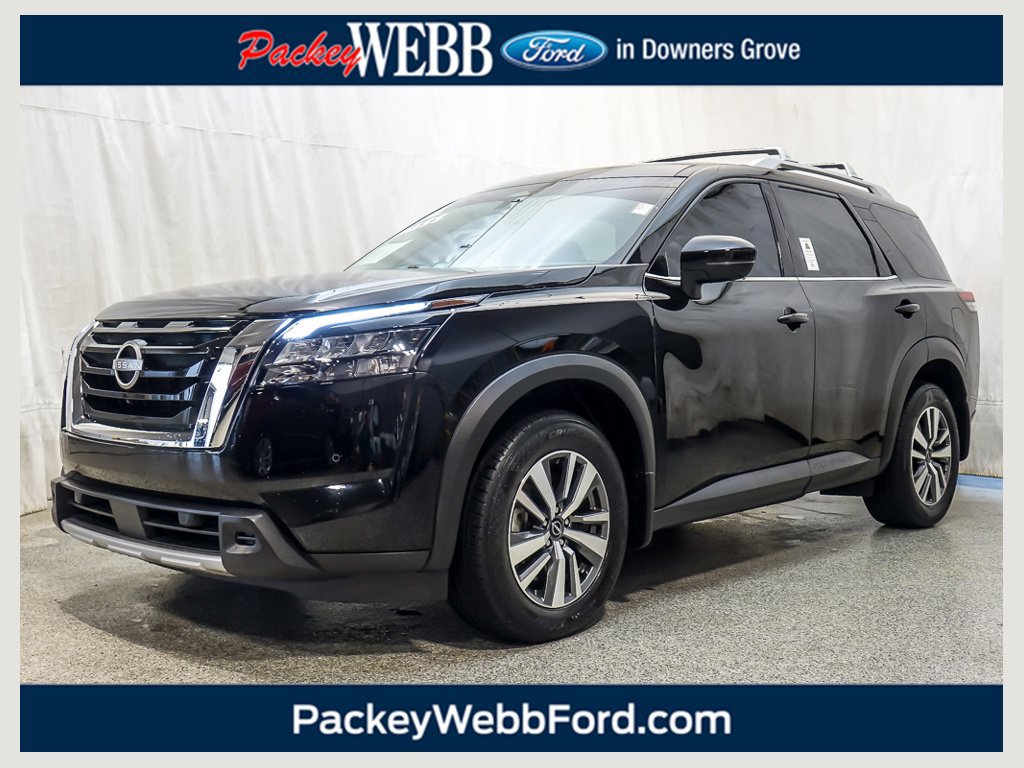 Used 2025 Nissan Pathfinder SL AWD/4WD image 1