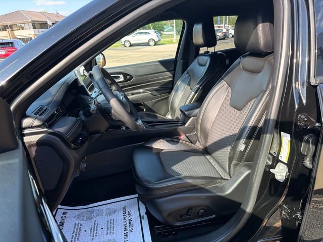 Used 2023 Jeep Compass Latitude w/ Convenience Group AWD/4WD image 7