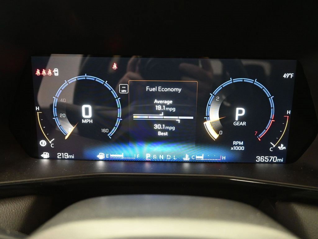 Used 2024 Chevrolet Colorado LT w/ LT Convenience Package III image 32