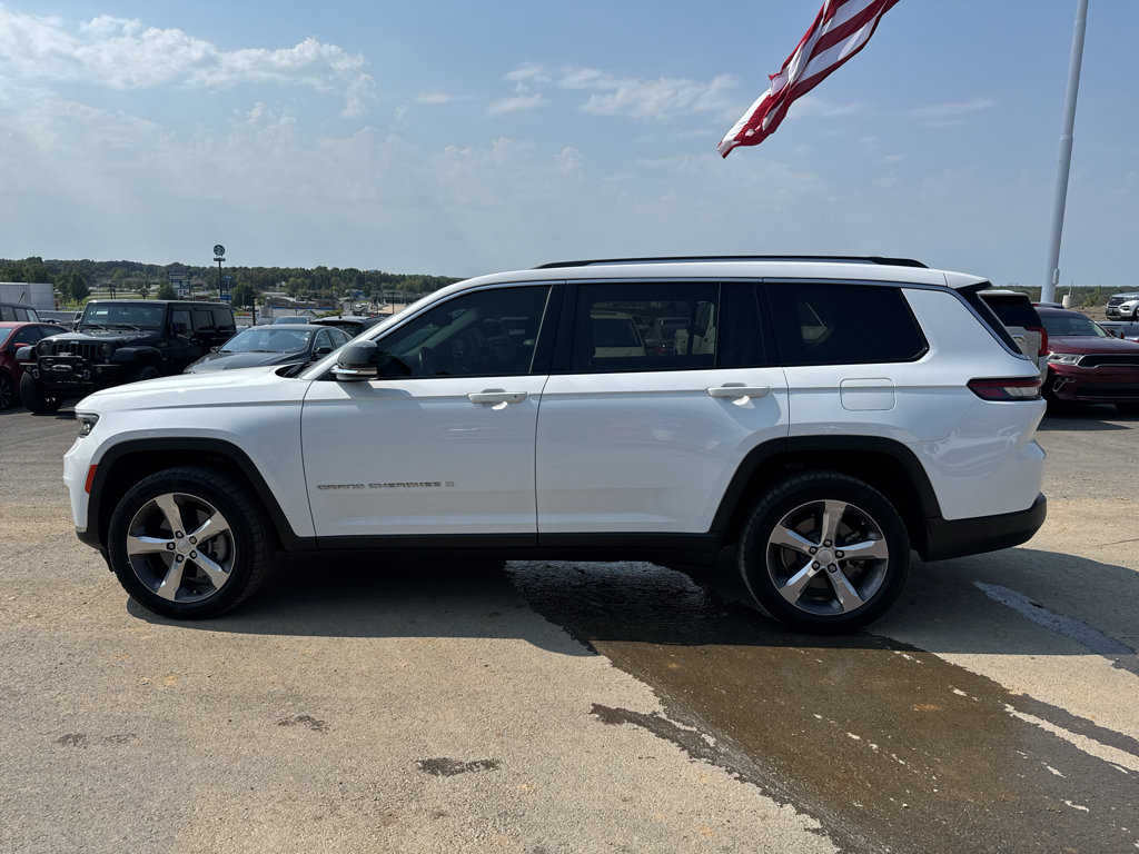 Used 2022 Jeep Grand Cherokee L Limited AWD/4WD image 8