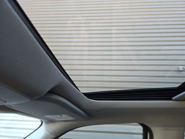 Certified 2021 Ford F150 Lariat w/ Equipment Group 502A High image 14