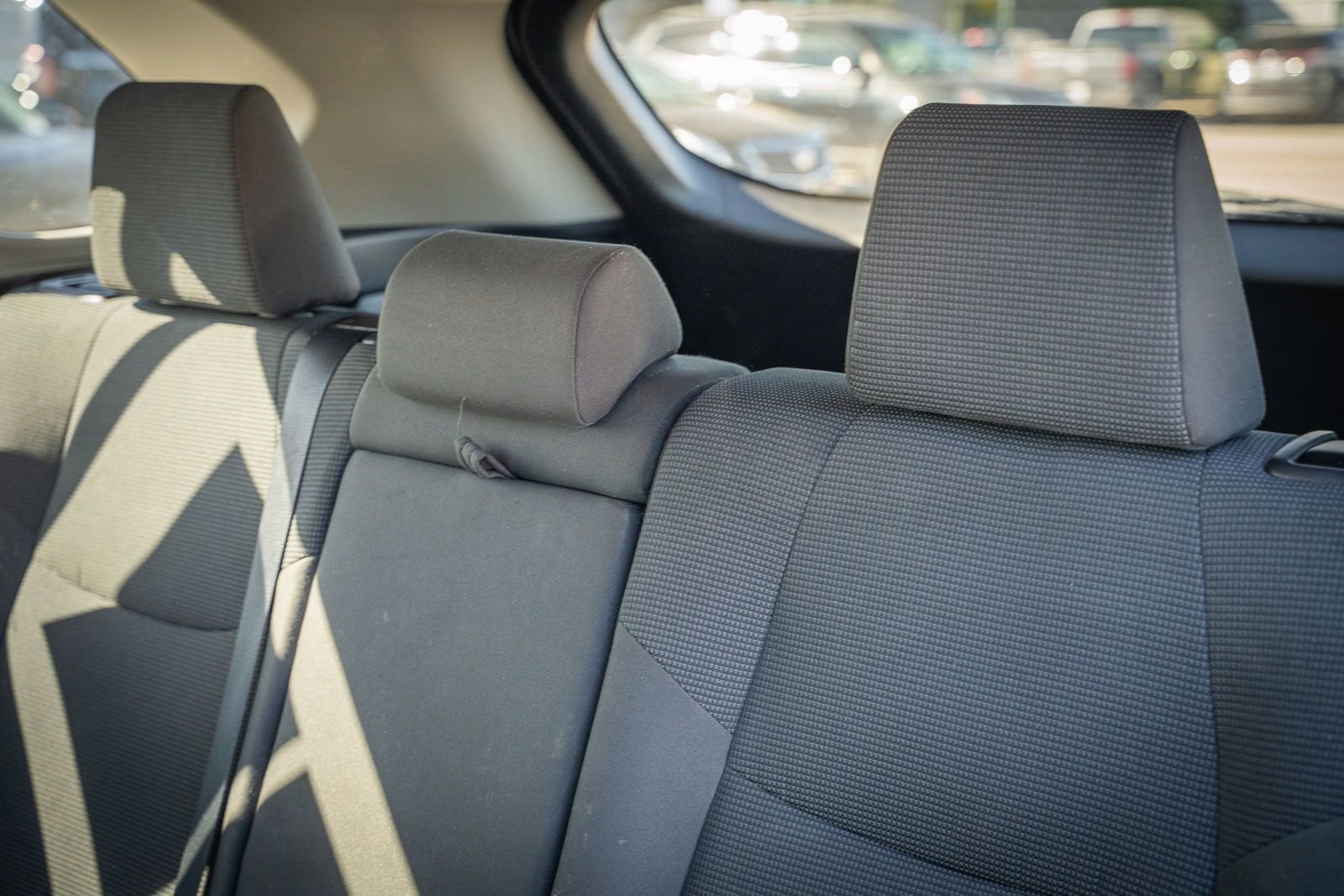 Used 2020 Toyota RAV4 LE FWD image 20