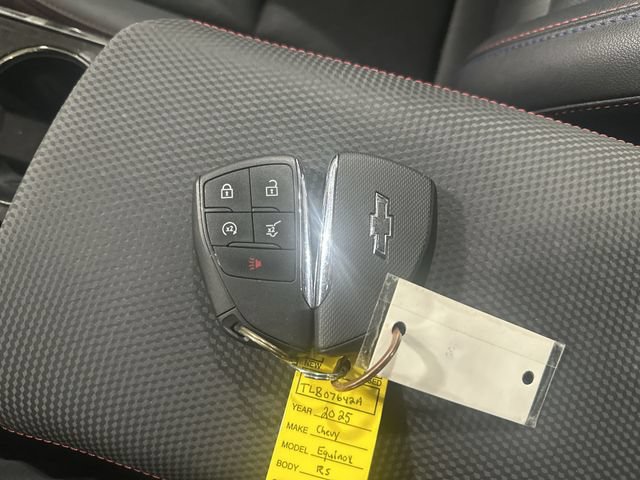 Used 2025 Chevrolet Equinox RS FWD image 35