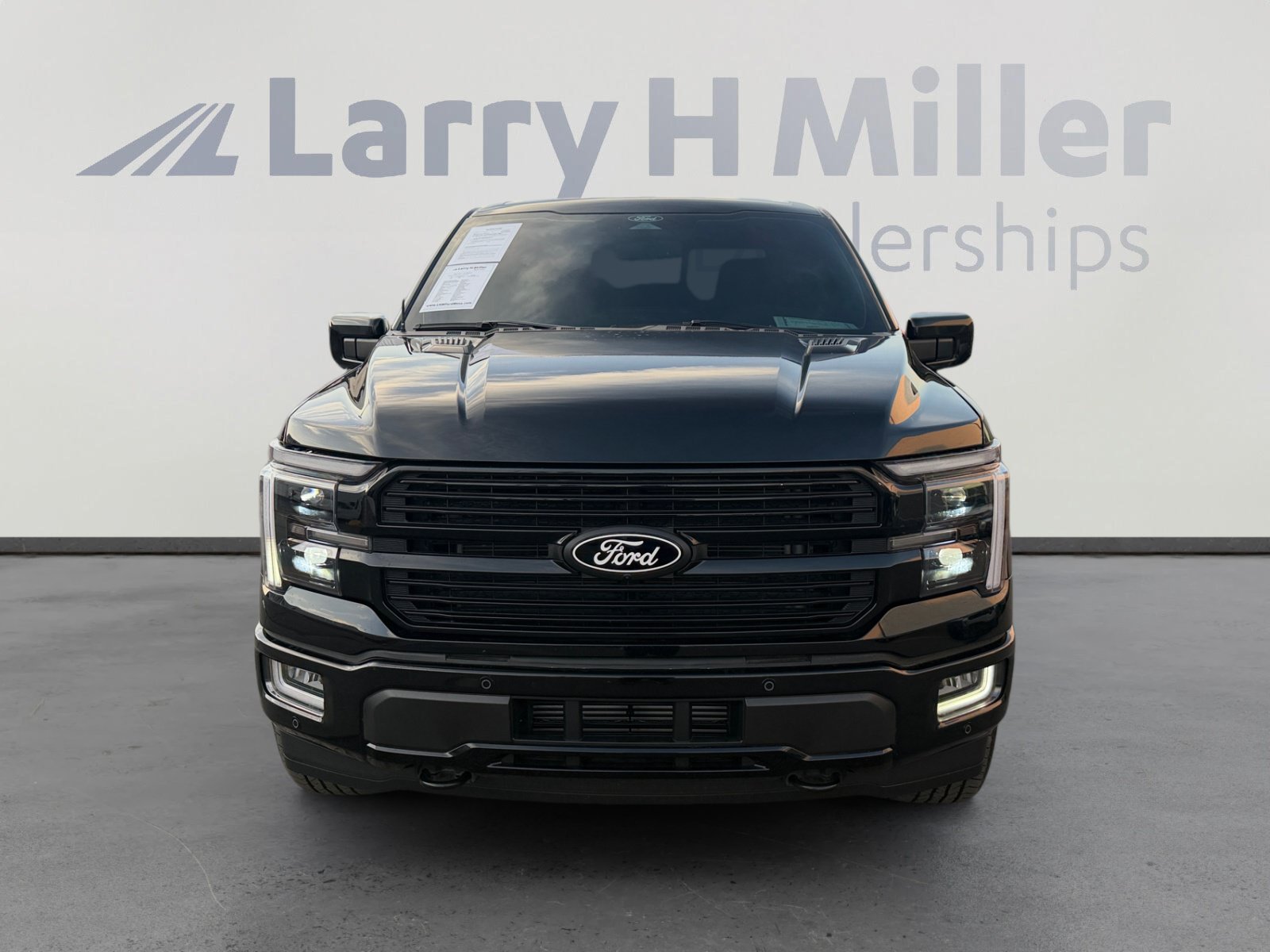 Certified 2025 Ford F150 Platinum AWD/4WD image 8