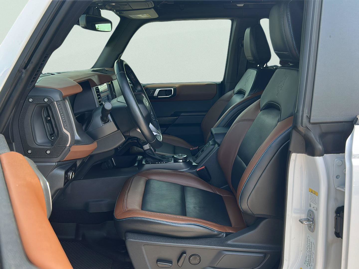 Certified 2024 Ford Bronco Outer Banks w/ Sasquatch Package AWD/4WD image 7