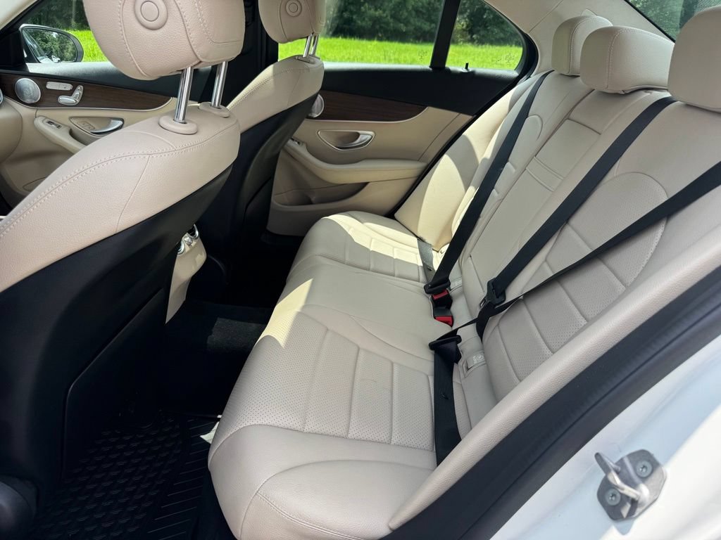 Used 2021 Mercedes-Benz C 300 4MATIC Sedan image 23
