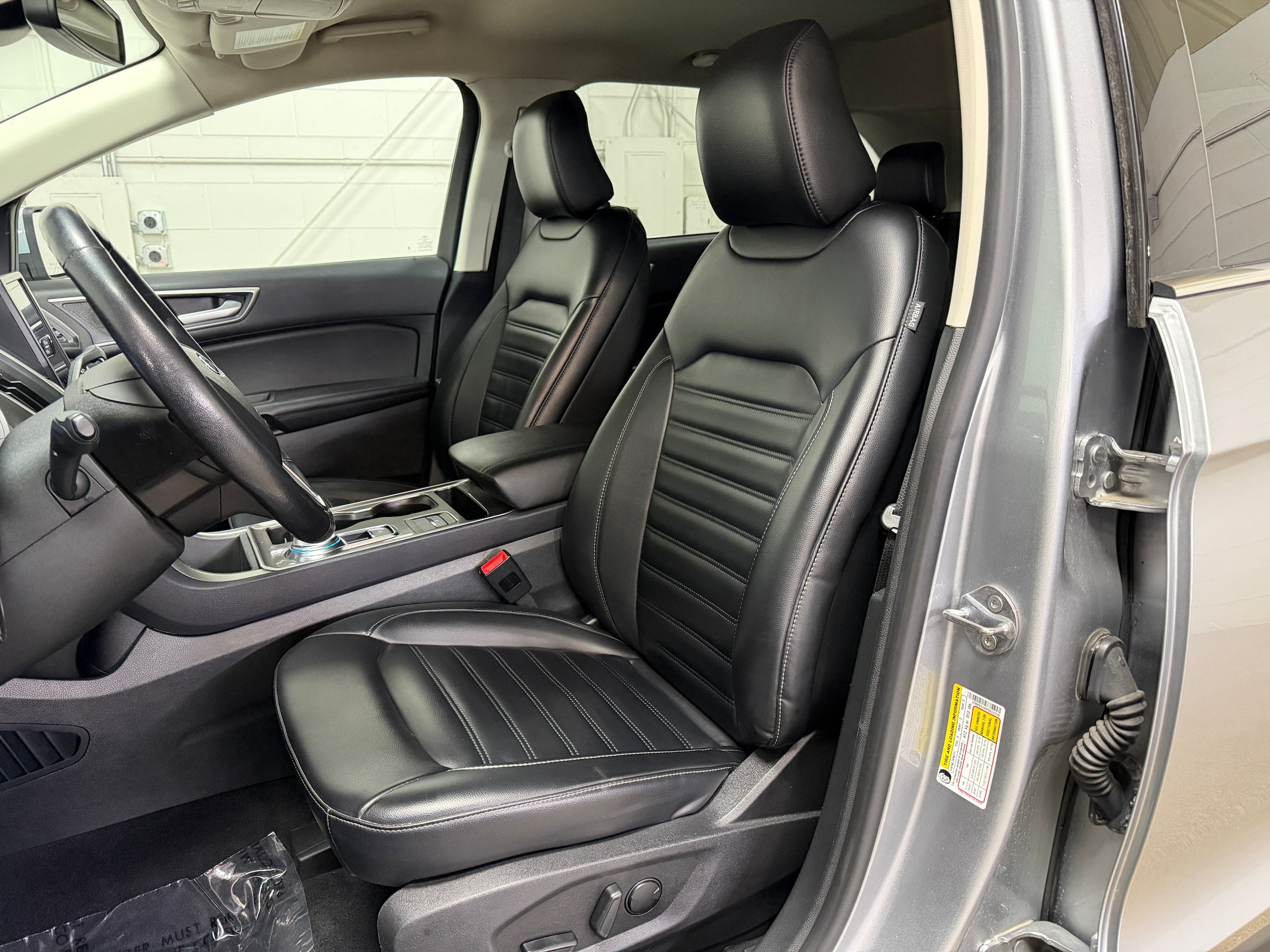 Certified 2023 Ford Edge SEL AWD/4WD image 10