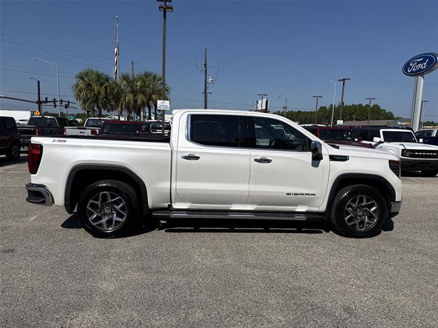 Used 2023 GMC Sierra 1500 SLT w/ SLT Convenience Package AWD/4WD image 14