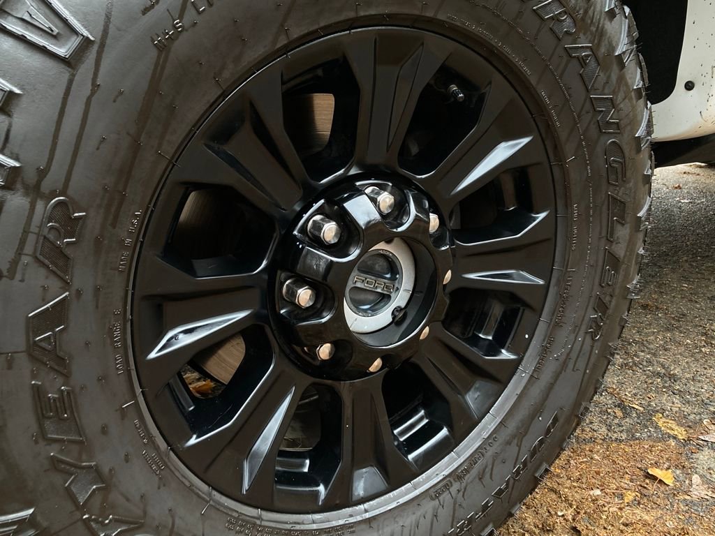 Certified 2022 Ford F350 Platinum w/ Tremor Off-Road Package image 16