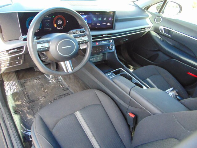 Used 2025 Hyundai Sonata SEL FWD image 11