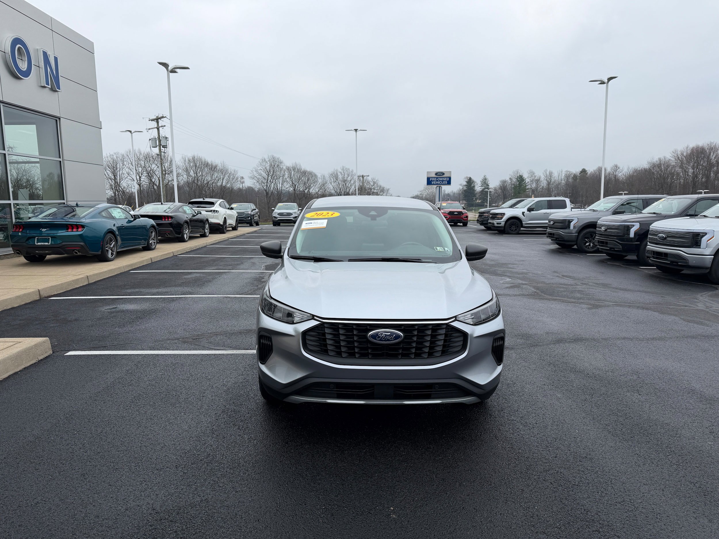 Certified 2023 Ford Escape Active AWD/4WD image 2