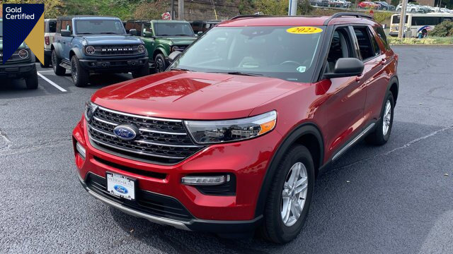 Certified 2022 Ford Explorer XLT w/ Equipment Group 202A