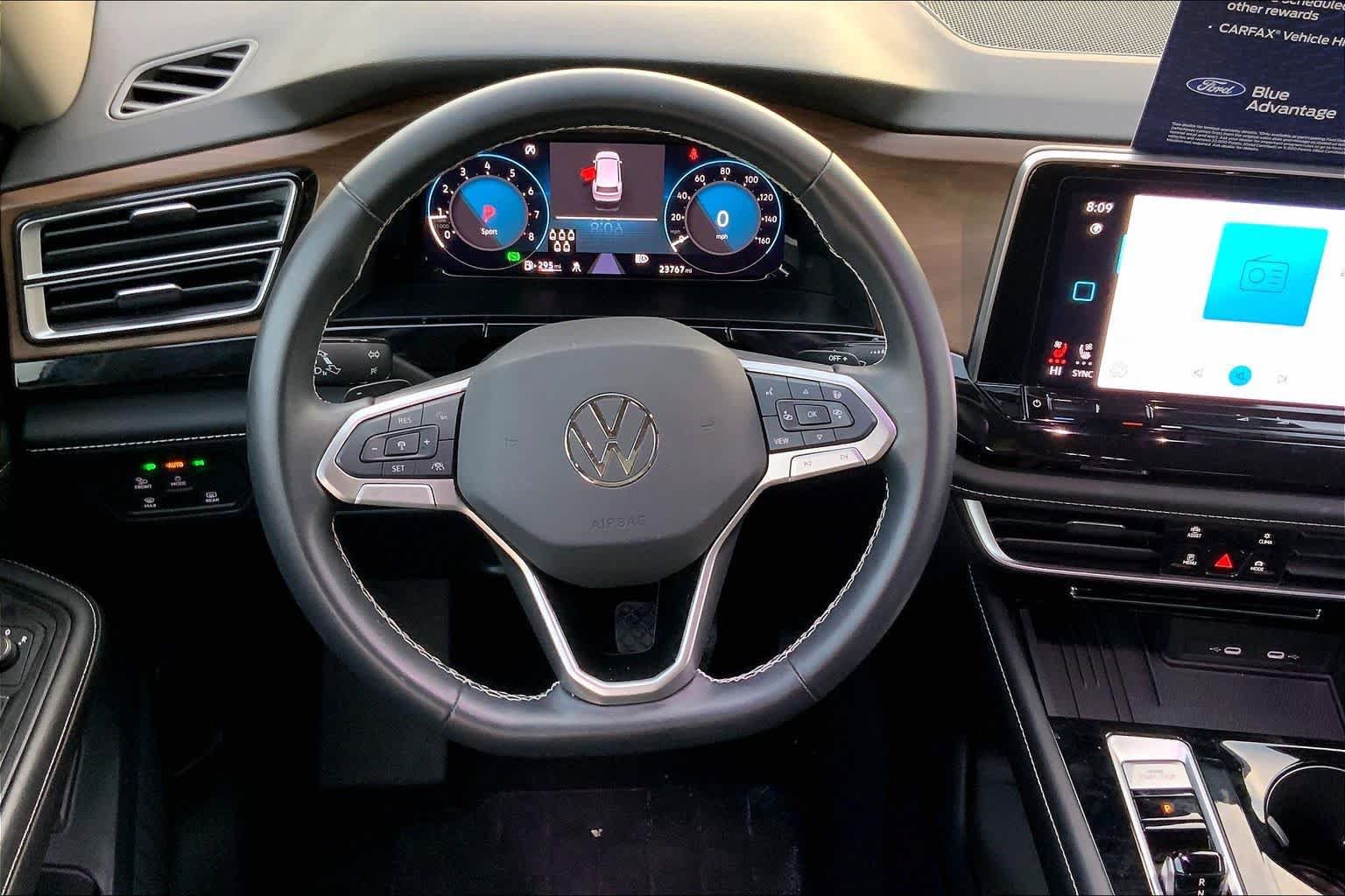 Used 2026 Volkswagen Atlas SE FWD image 5