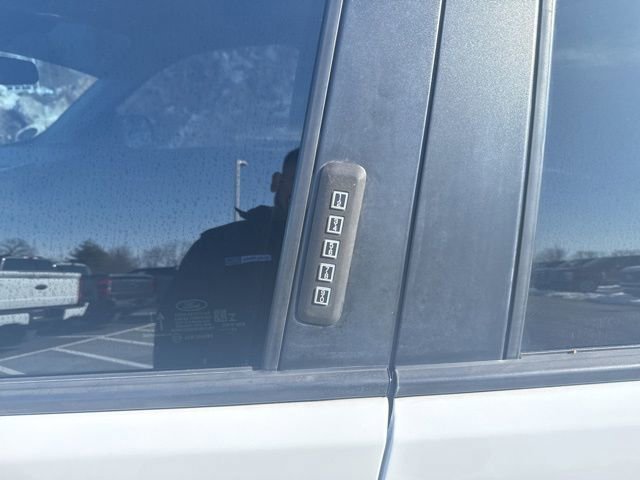 Certified 2022 Ford Maverick XLT w/ Equipment Group 300A Standard image 10