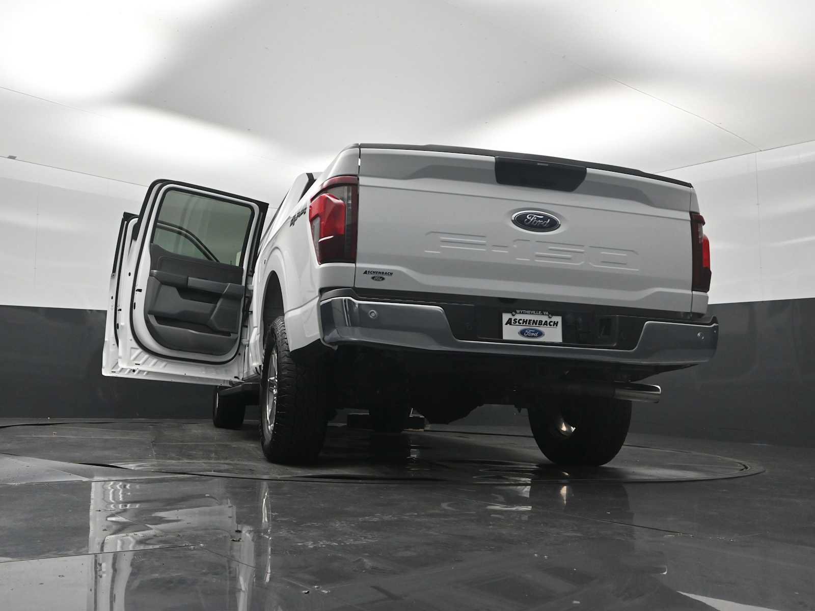 Certified 2025 Ford F150 XLT w/ Equipment Group 301A Standard AWD/4WD image 59