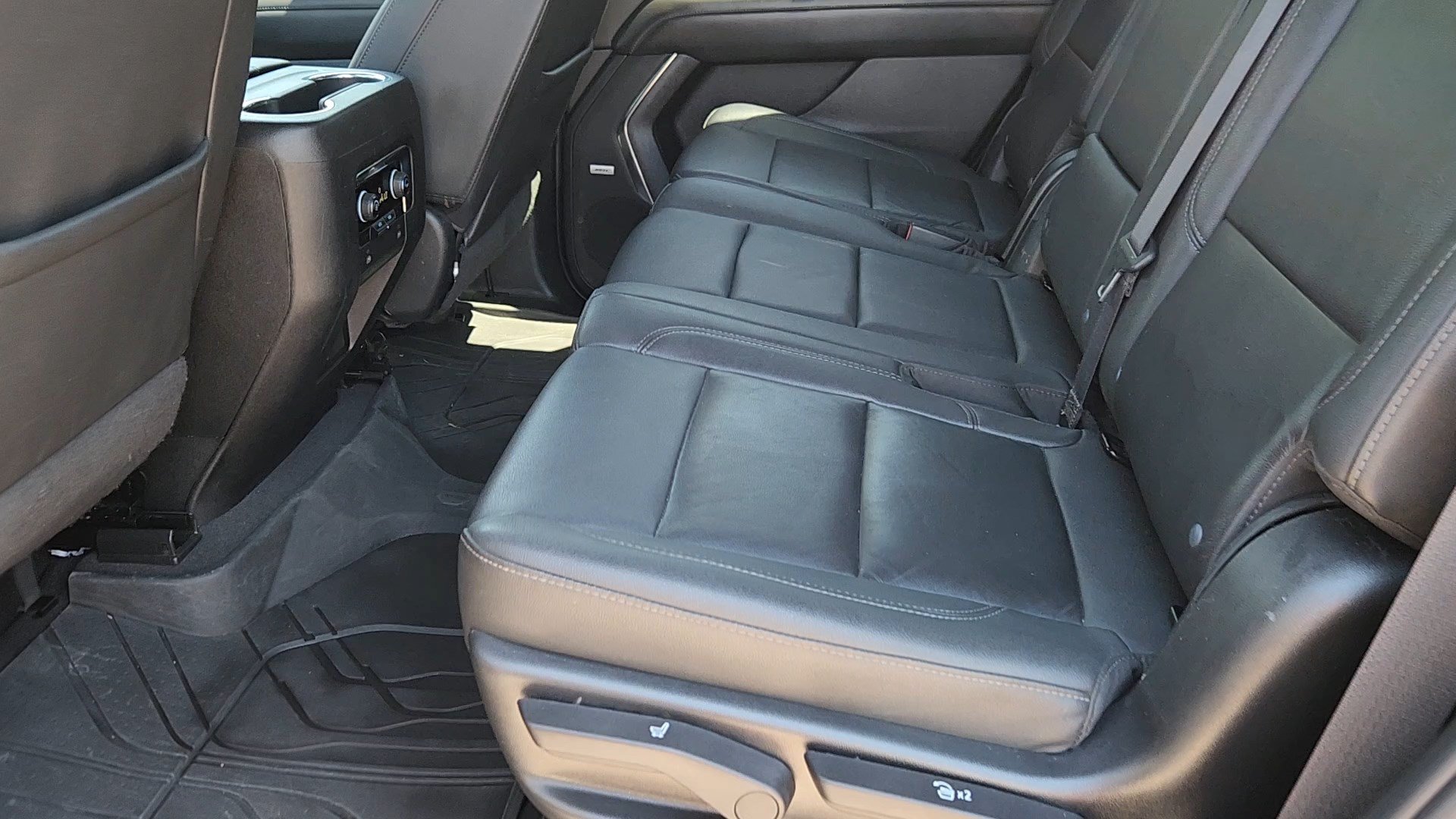 Used 2023 Chevrolet Tahoe Z71 AWD/4WD image 31
