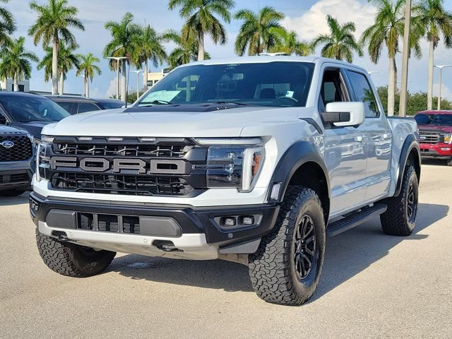 Certified 2025 Ford F150 Raptor AWD/4WD image 3