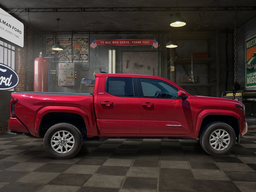 Used 2025 Toyota Tacoma SR5 RWD image 7