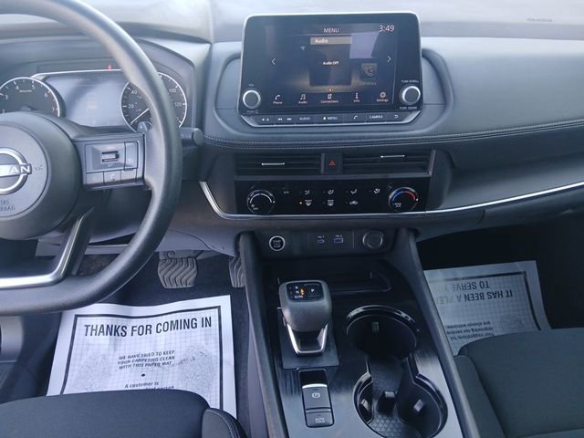 Used 2023 Nissan Rogue S FWD image 11