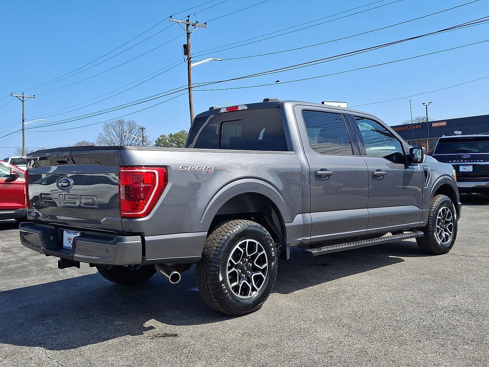 Certified 2022 Ford F150 XLT w/ Equipment Group 302A High image 6