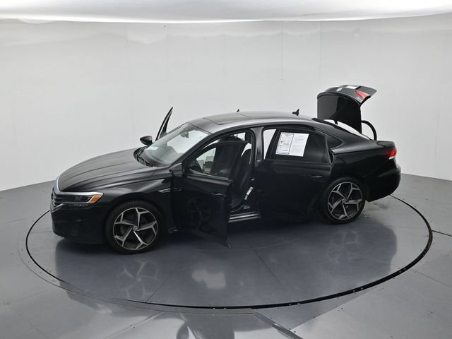 Used 2020 Volkswagen Passat 2.0T R-Line FWD image 48