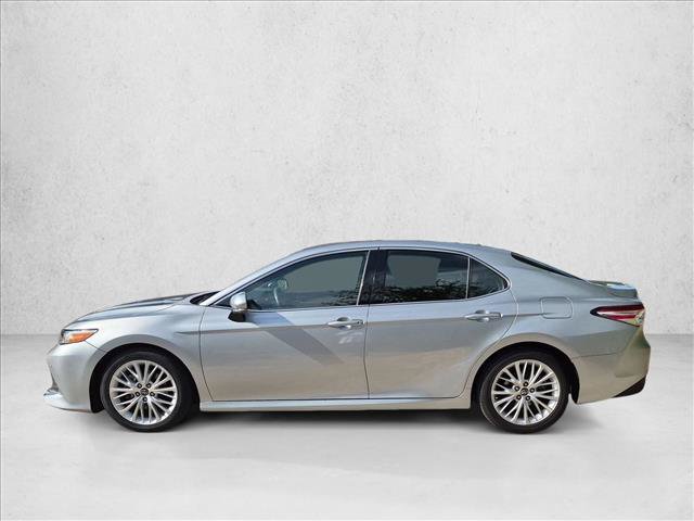 Used 2018 Toyota Camry XLE FWD image 9