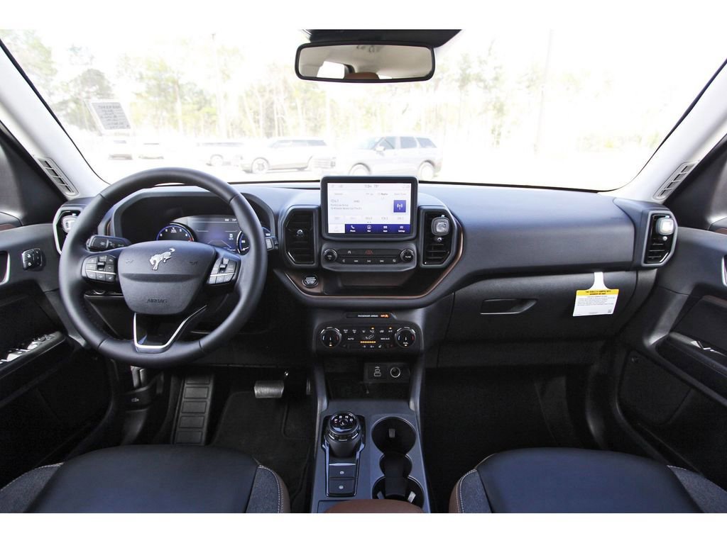 Certified 2024 Ford Bronco Sport Outer Banks w/ Tech Package image 12