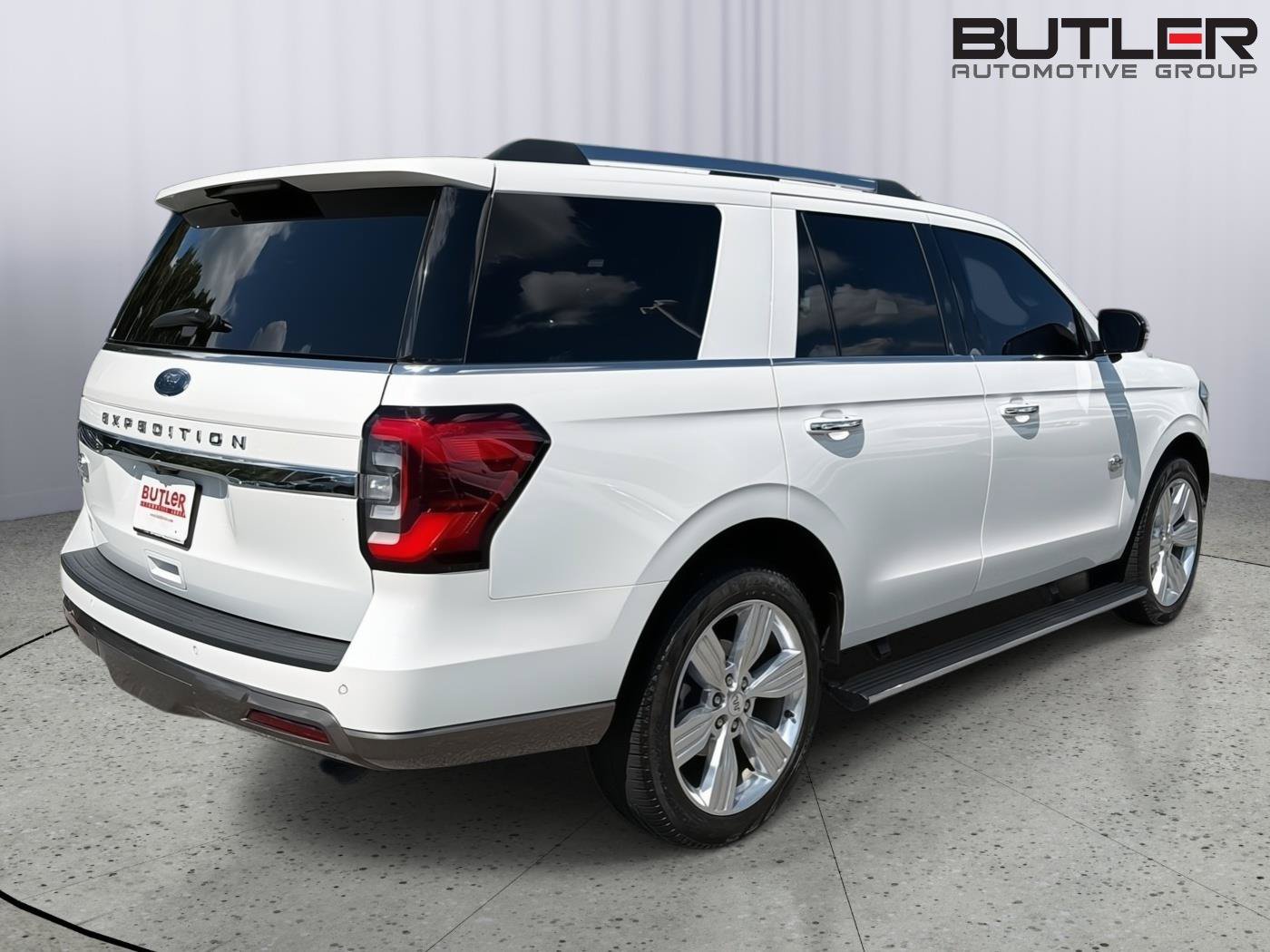 Certified 2024 Ford Expedition King Ranch RWD image 6