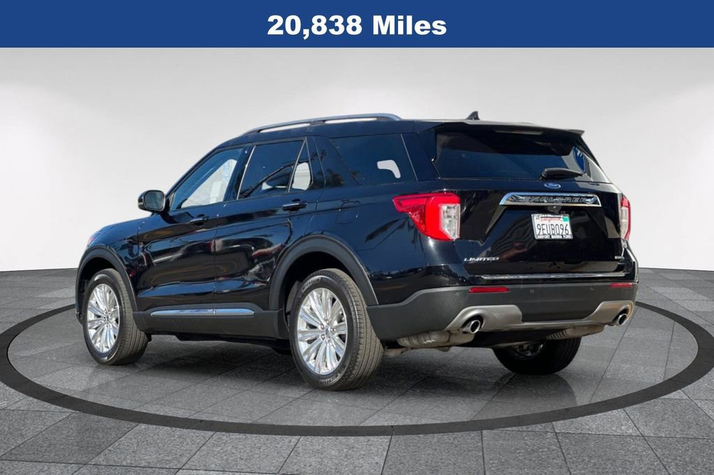 Certified 2023 Ford Explorer Limited w/ Hybrid Equipment Group 310A image 6