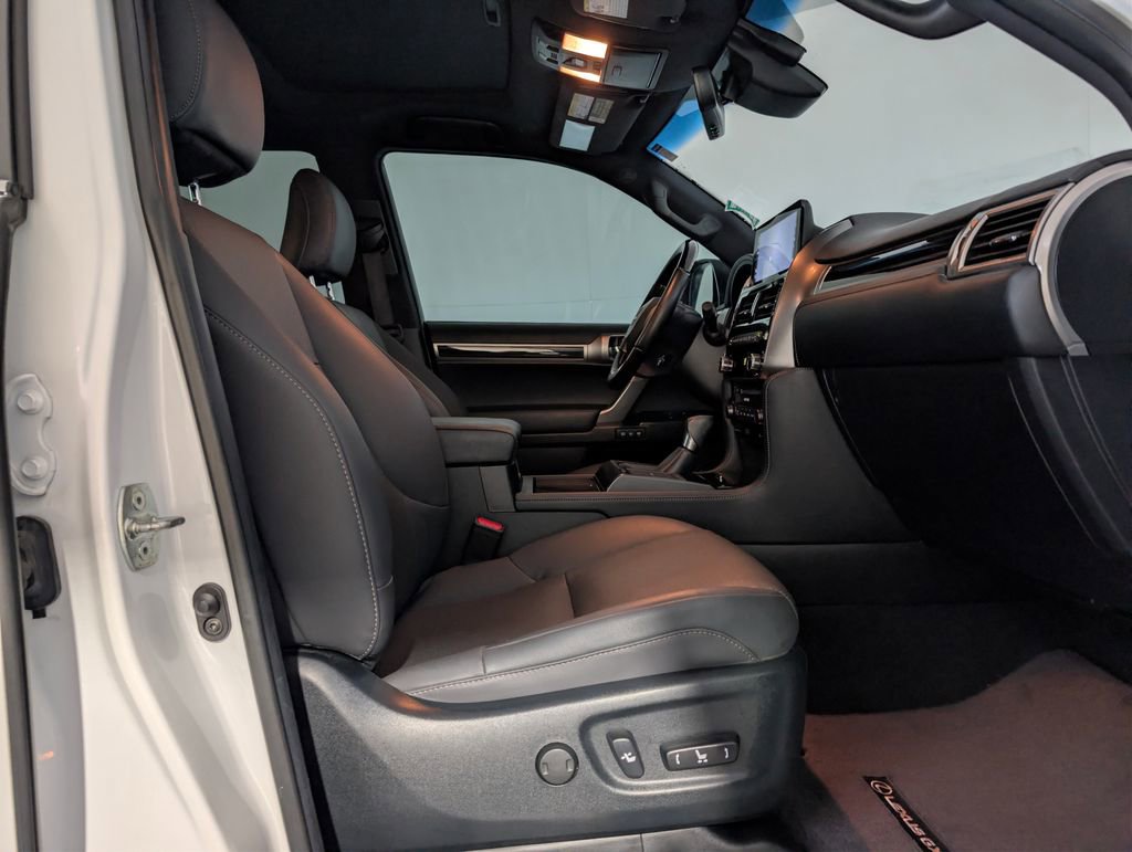 Used 2022 Lexus GX 460 Premium AWD/4WD image 11