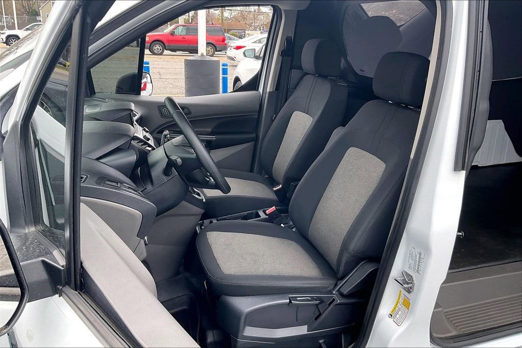 Certified 2023 Ford Transit Connect XL w/ Trailer Tow Package FWD image 22