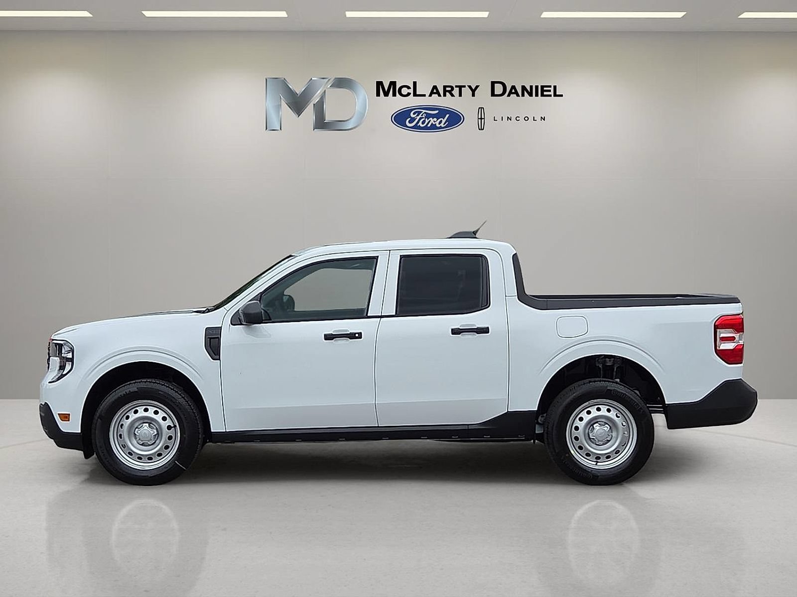 Certified 2026 Ford Maverick XL FWD image 3