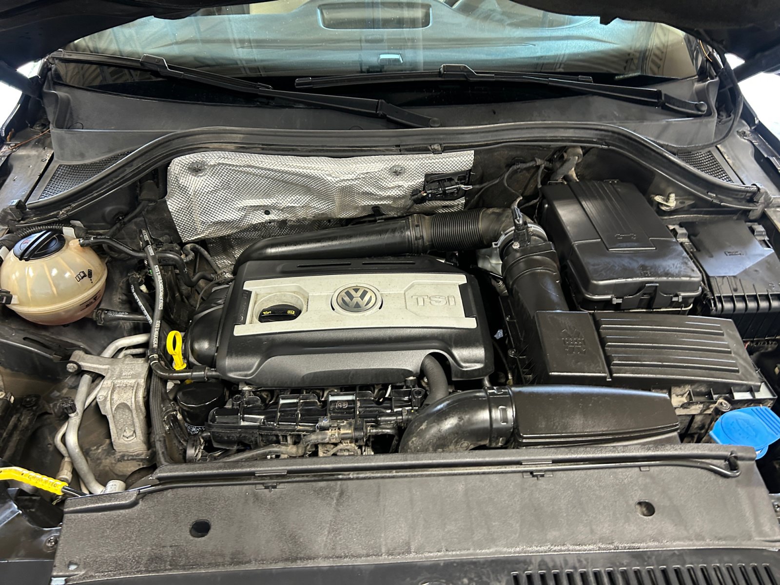Used 2017 Volkswagen Tiguan S AWD/4WD image 21
