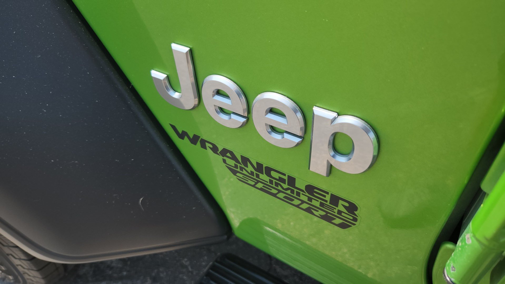 Used 2018 Jeep Wrangler Unlimited Sport S AWD/4WD image 16