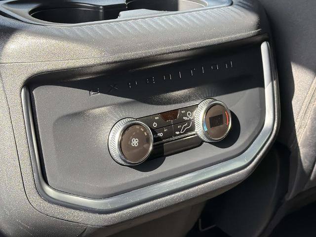 Certified 2025 Ford Expedition Active AWD/4WD image 17