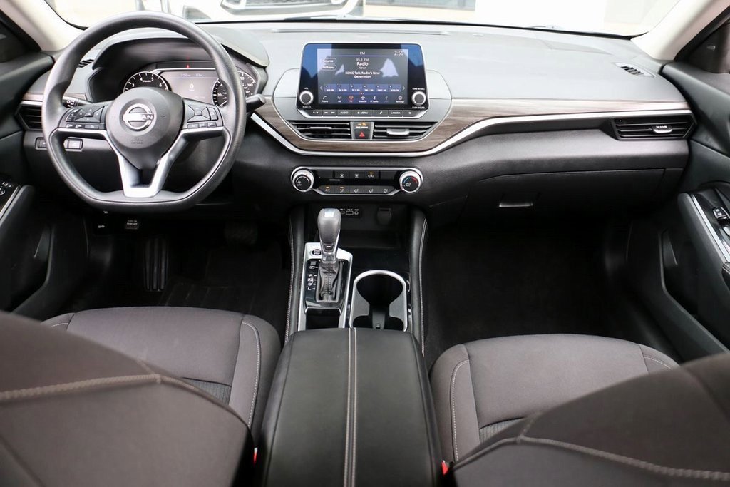 Used 2023 Nissan Altima 2.5 SV image 26