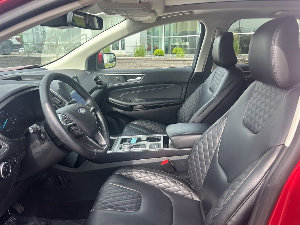 Certified 2024 Ford Edge Titanium AWD/4WD image 10
