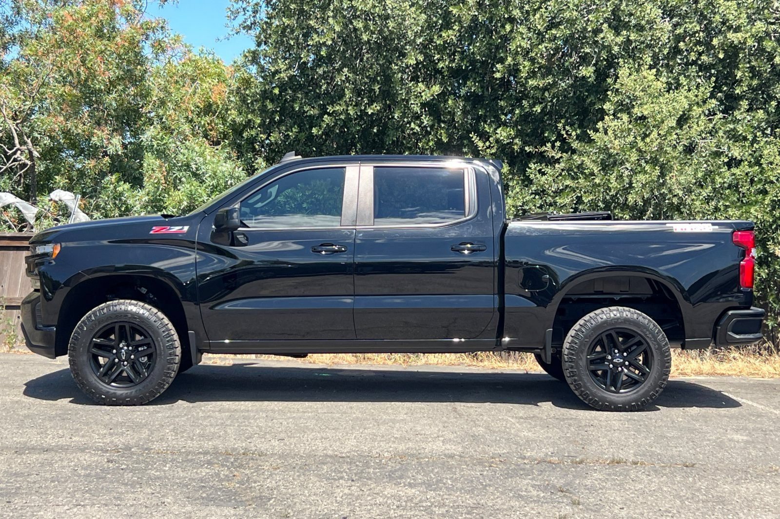 Used 2021 Chevrolet Silverado 1500 LT Trail Boss w/ Convenience Package II AWD/4WD image 7