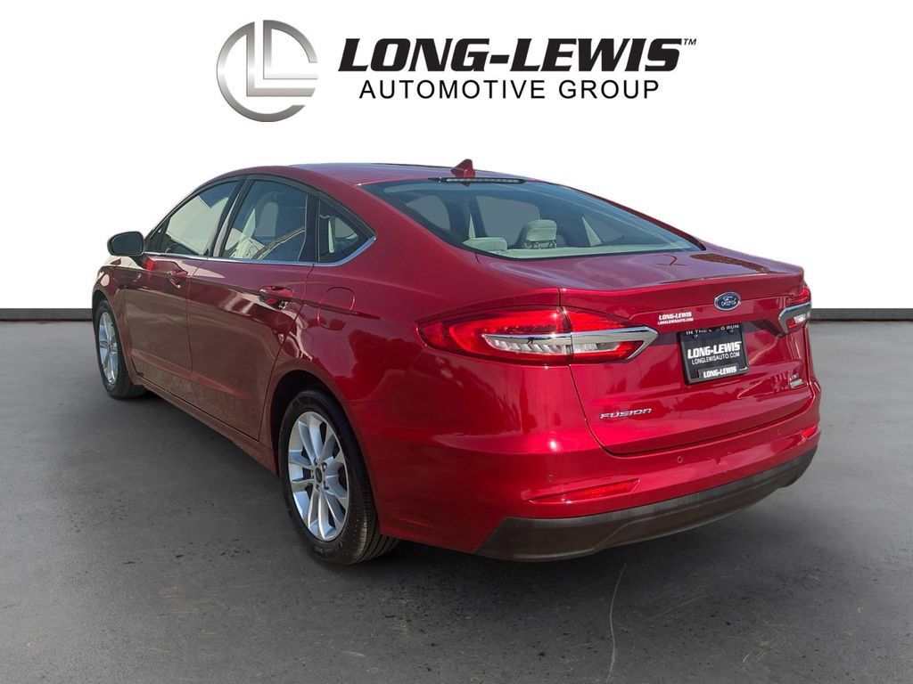 Certified 2020 Ford Fusion SE FWD image 4