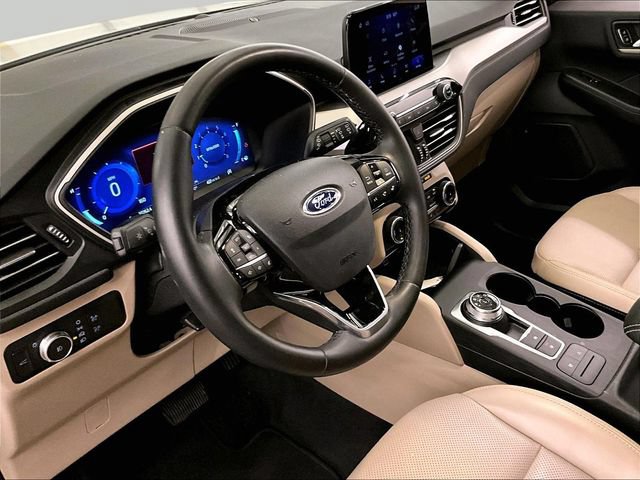 Certified 2022 Ford Escape SEL w/ Technology Package AWD/4WD image 12