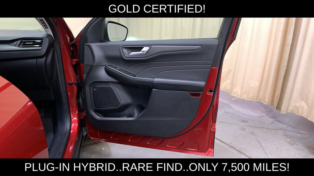 Certified 2026 Ford Escape SE FWD image 10