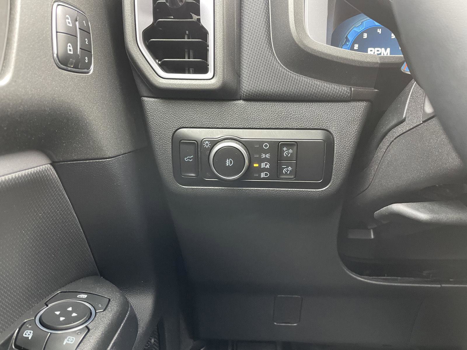 Certified 2025 Ford Bronco Sport Badlands AWD/4WD image 16