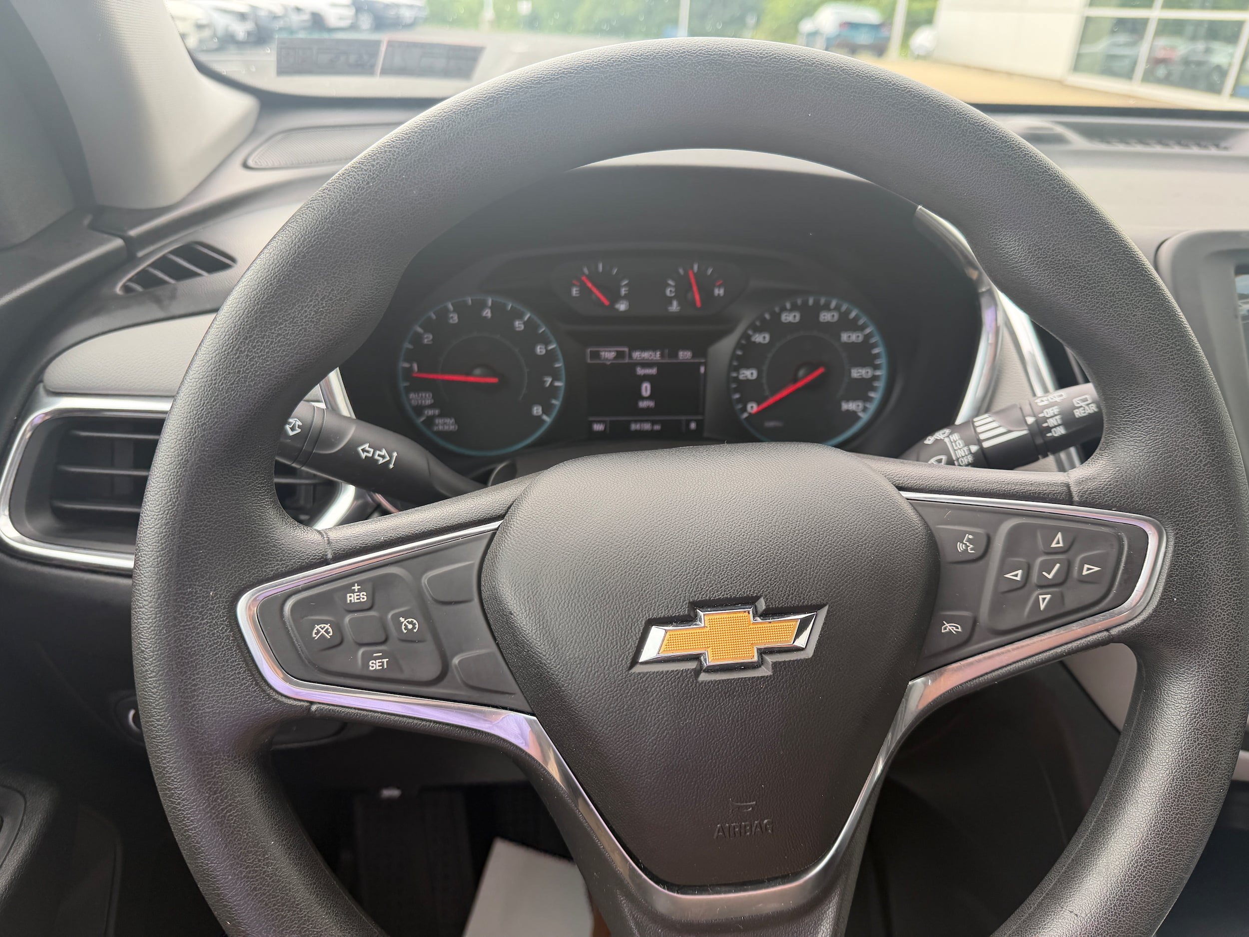 Used 2018 Chevrolet Equinox LS FWD image 25