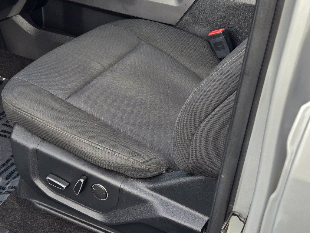 Certified 2018 Ford F150 XLT w/ Equipment Group 302A Luxury AWD/4WD image 26