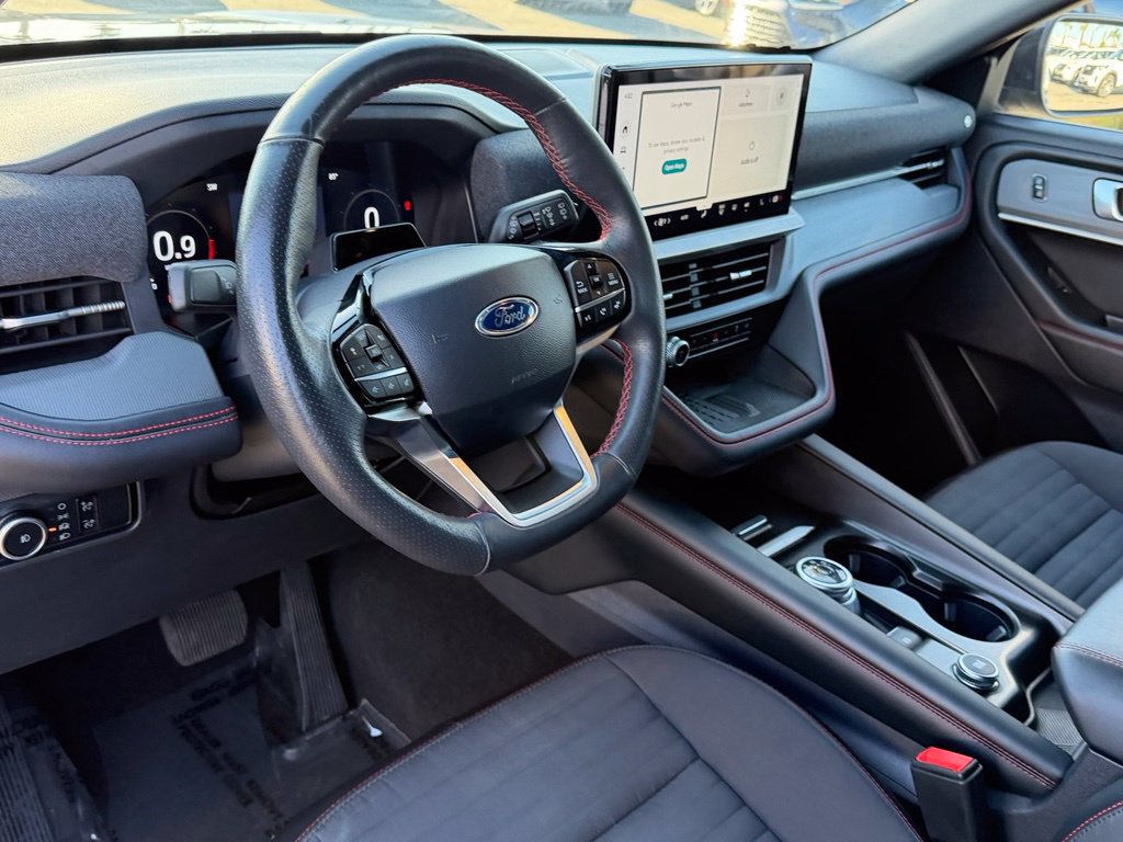 Certified 2025 Ford Explorer ST-Line w/ Premium Package RWD image 27